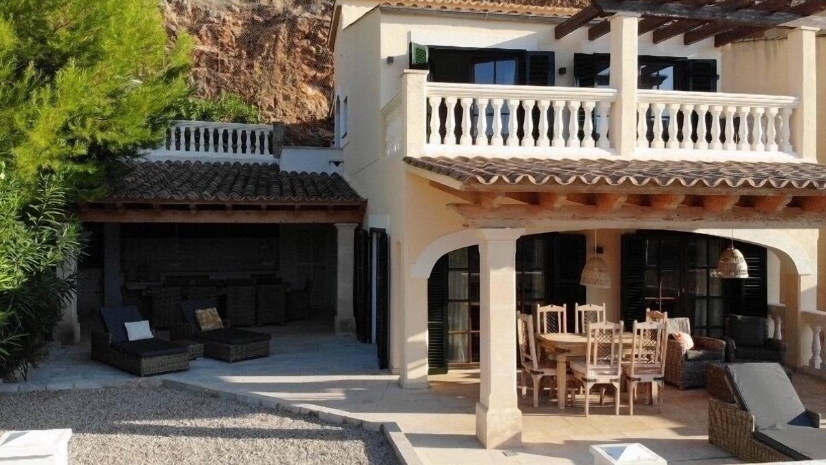 Soller House | Casa Suliar with shared pool & fantastic panoramic harbour view