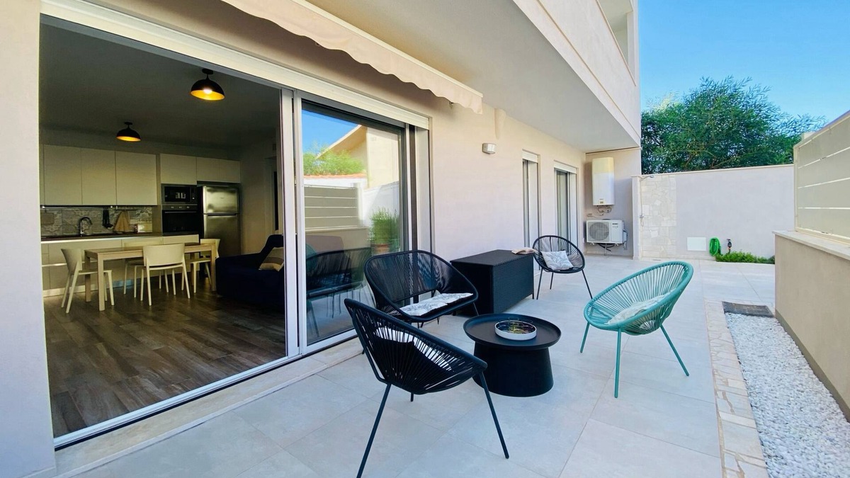 Torre Grande Apartment | Casa Sunset - Stylish, Modern, Fully Equipped Apartment Near the Beach