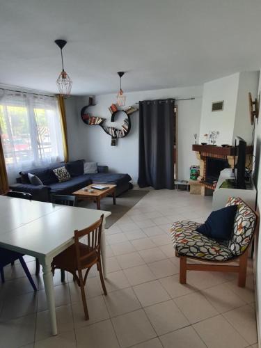 Chauvigny House | Casa Talbat