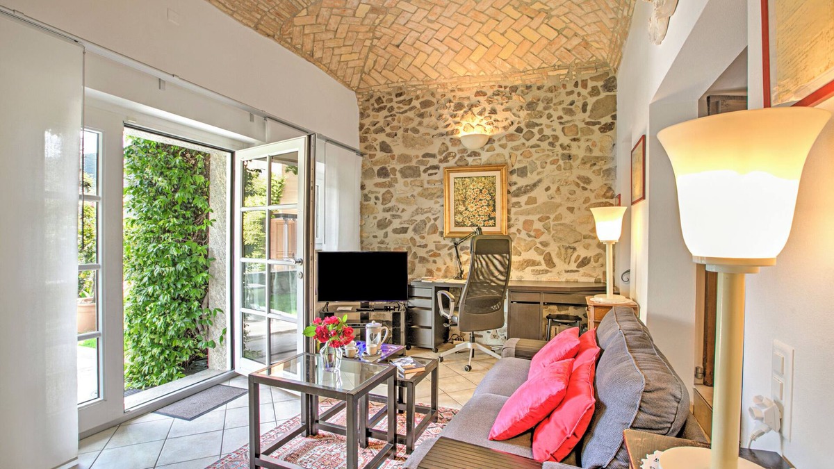 Melide House | Casa Tamè - Pieds dans l'eau, Melide, Switzerland