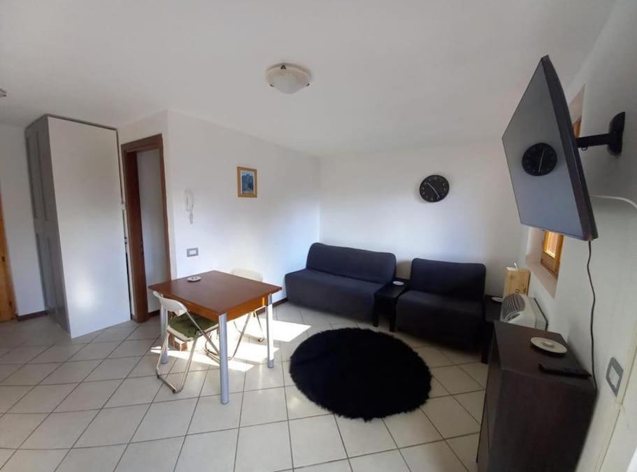 Lizzola Apartment | CASA TATA -Appartamento vista mozzafiato