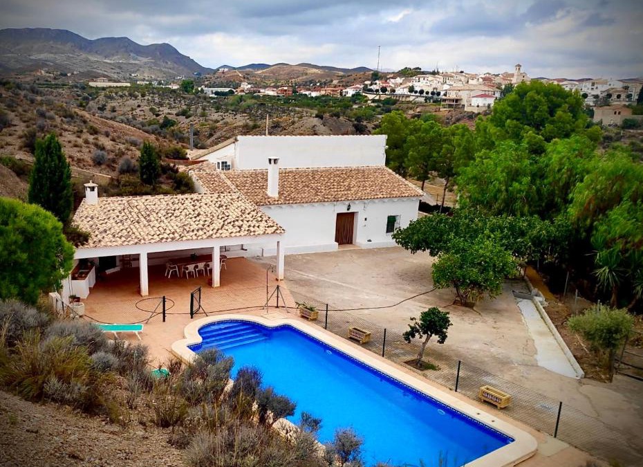 Taberno House | Casa Teatro RAÍCES
