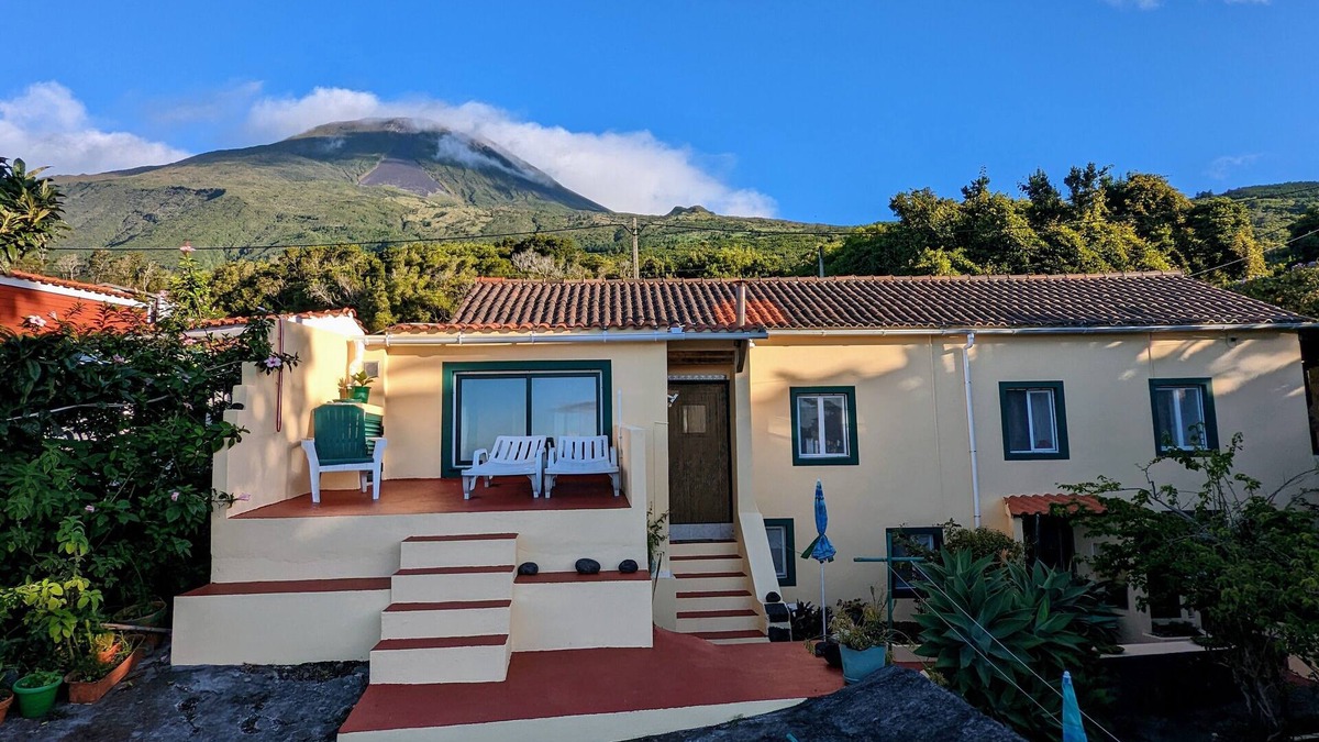 Terra do Pao Apartment | Casa terra do pao - Apartment Ibi, at the foot of Pico, beautiful sea view !