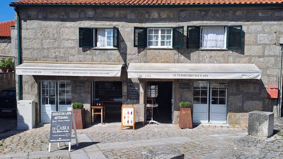 Quintela House | Casa Terreiro Da Lapa