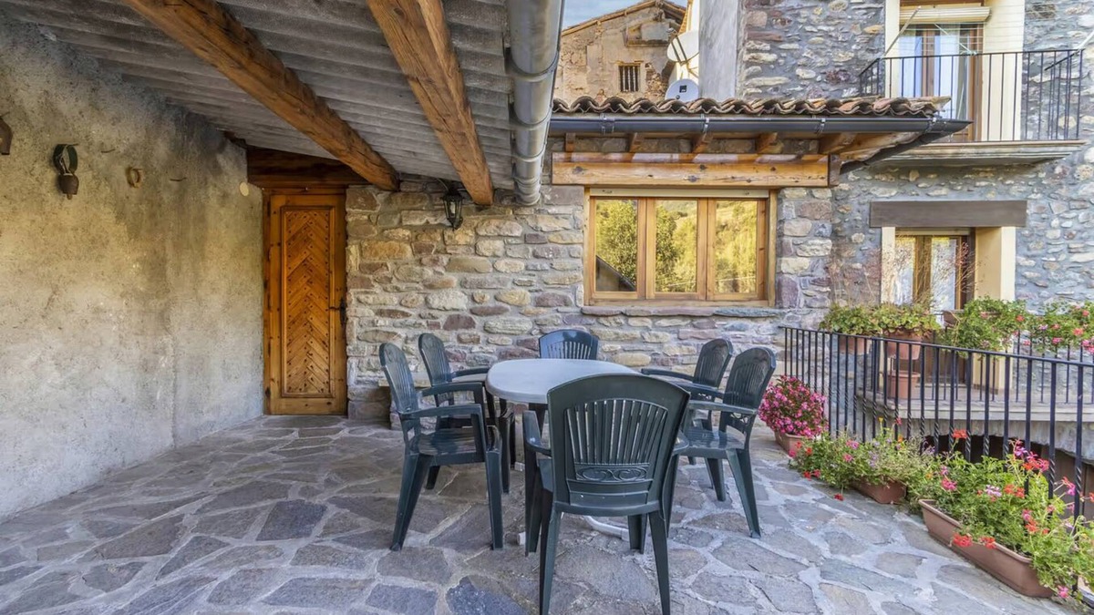 Les Iglesies Cottage | Casa Teulé for 5 people