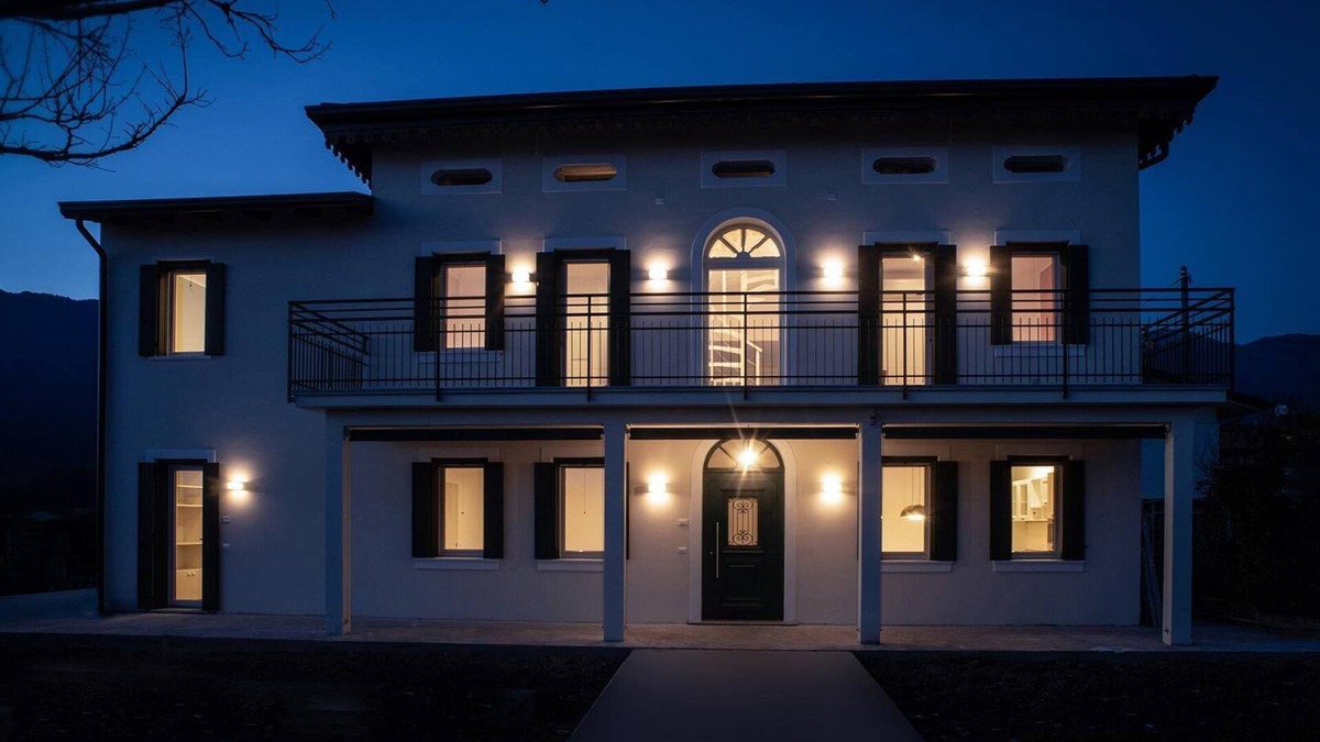 Polcenigo Apartment | Casa Titti Polcenigo - Accommodation Country Comfort and natural beauty wood tones