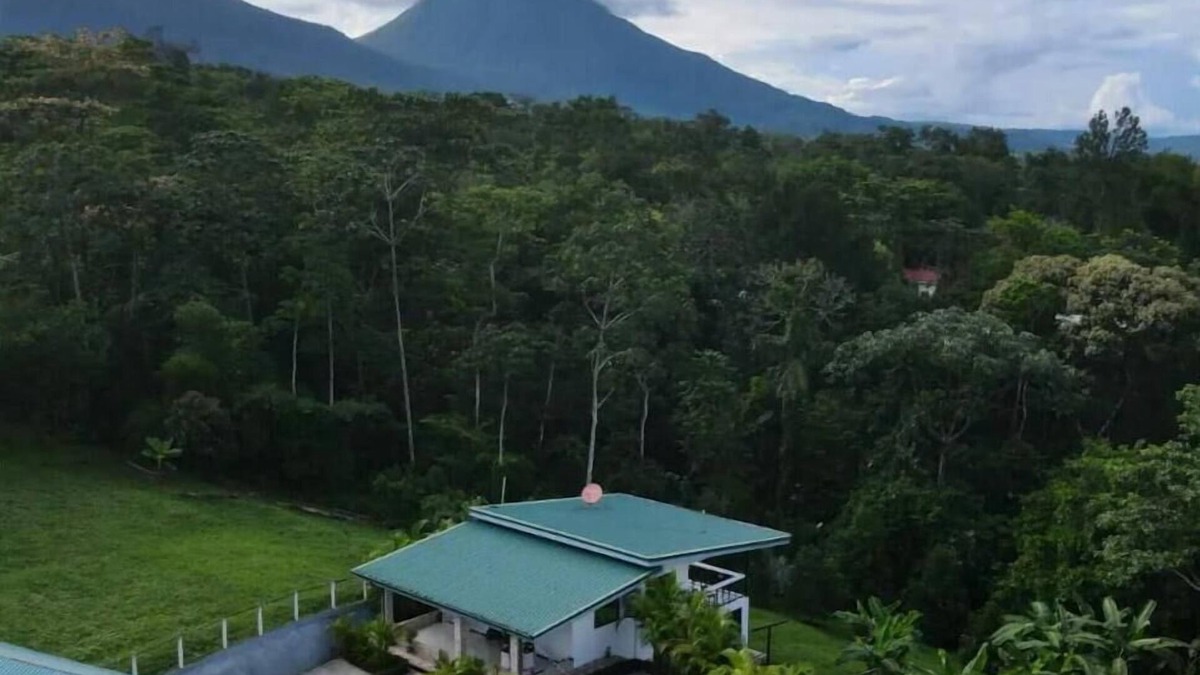 El Tanque House | Casa Toucan en La Fortuna - Private & Relaxing