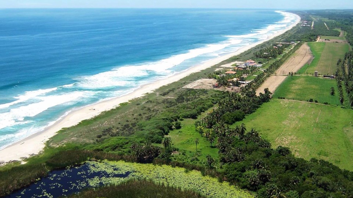 Barra de Colotepec Villa | Casa Tres Azules-Amazing Ocean Front Villa