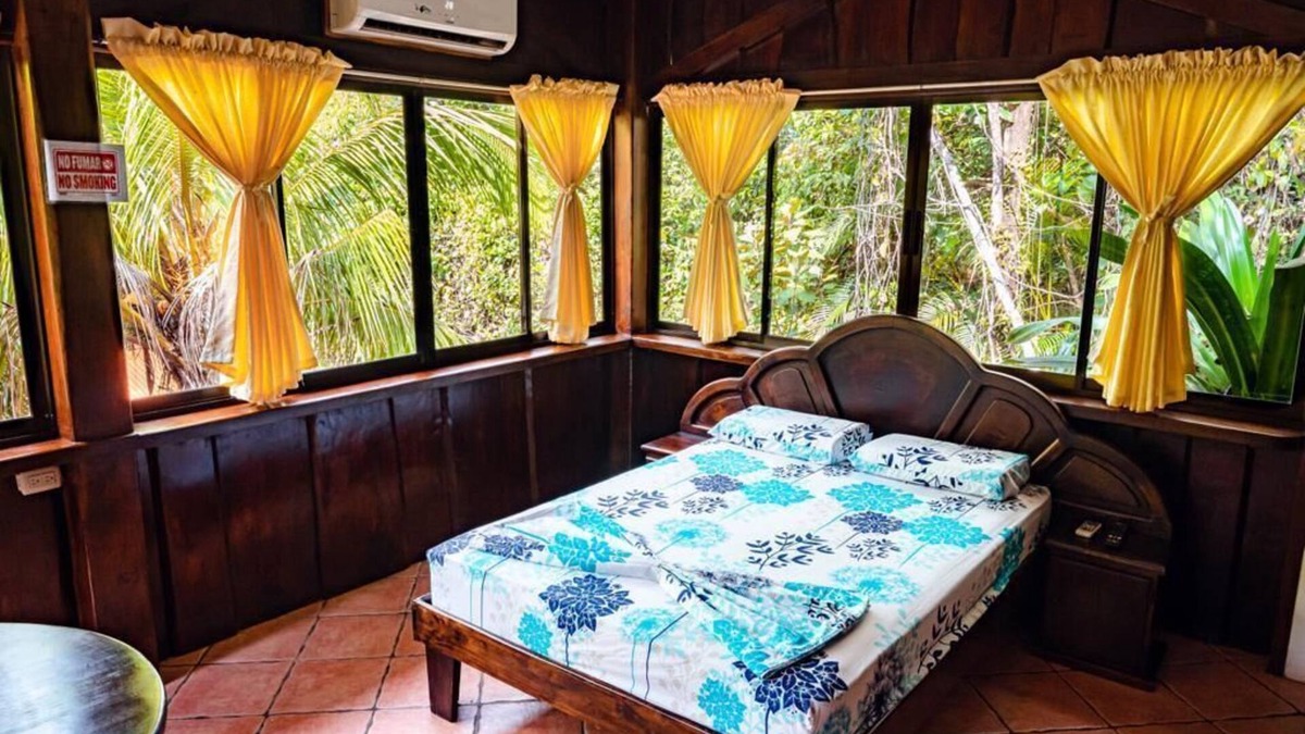 Montezuma House | CASA TUCANSILLO