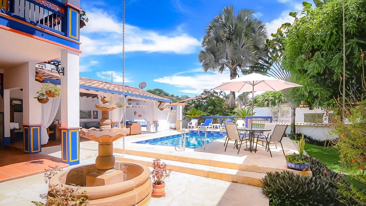 Quebrada Guadalejo Other | ¡Casa turística colonial con piscina privada en la rivera del río Cauca!