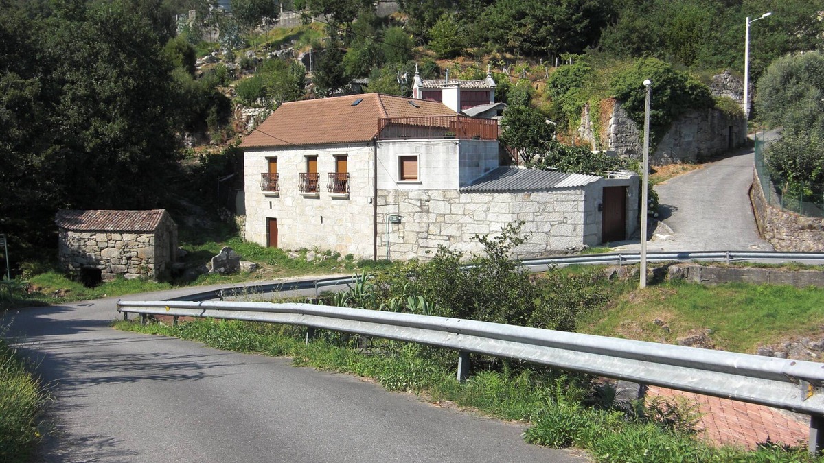 Samieira House | Casa Ubicada en un Entorno Rural Cercano a los Pueblos de Combarro y Sanxenxo