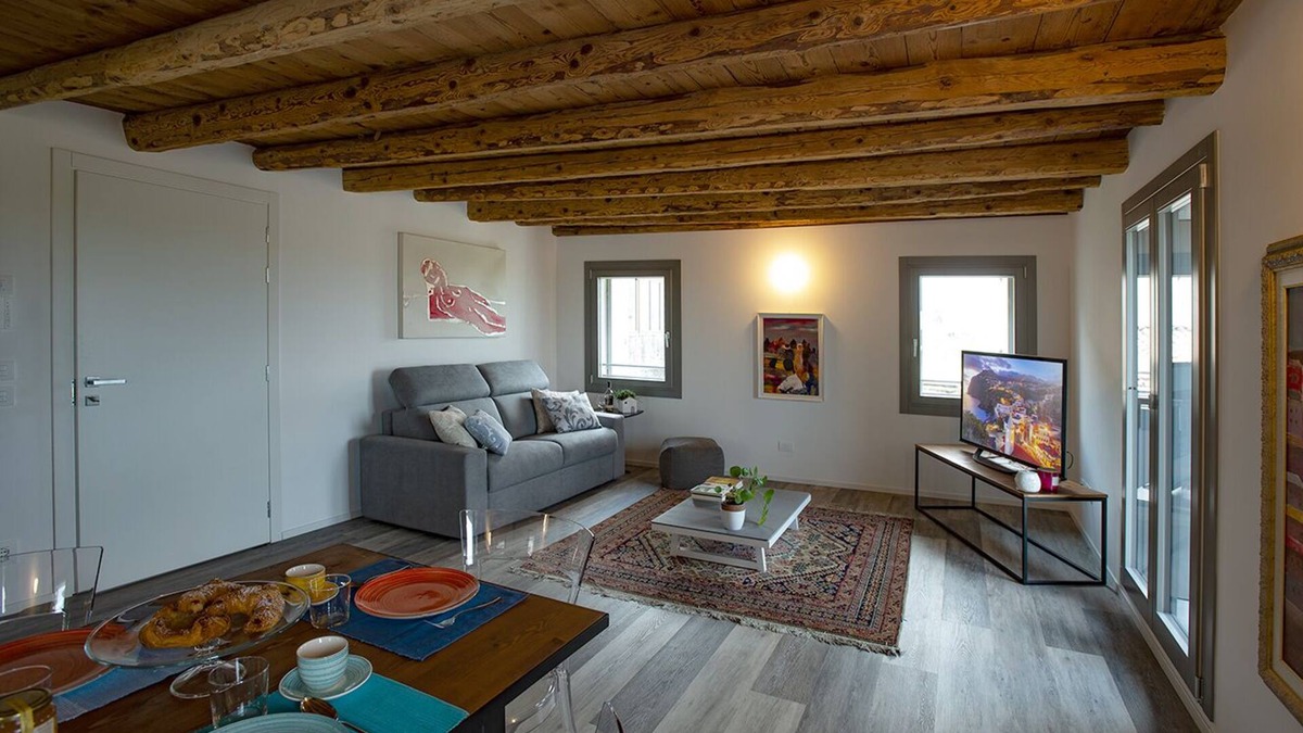 Crocetta del Montello Apartment | CASA VACANZE IL RE DELLA CANTINA-ELEGANT 2BEDROOMS ACCOMODATION IN PROSECCO AREA