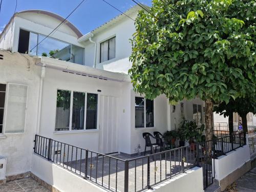 Girardot House | Casa vacacional - Conjunto El Nogal