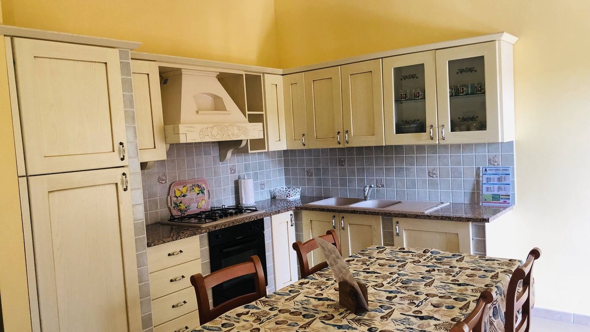 Porto Pino House | Casa Vacanze a Pochi Passi Dalla Bellissima Spiaggia di Portopino