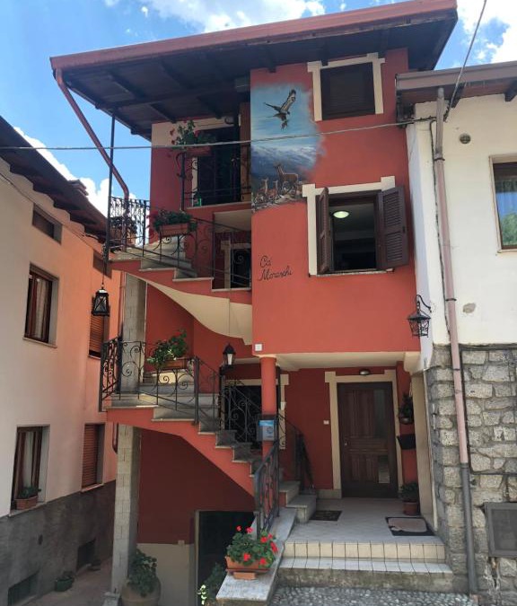 Berzo Demo Apartment | CASA VACANZE CA' MORESCHI