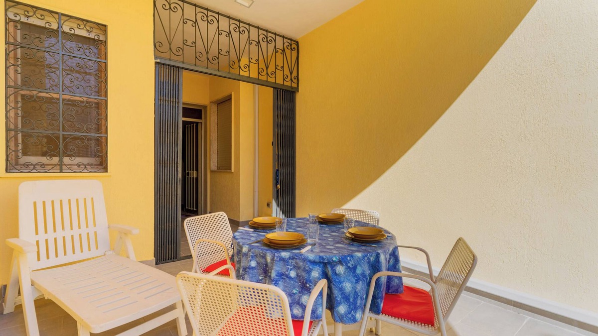 Sant'Isidoro House | Casa vacanze "da Antonella" in Porto Cesareo 100 m from the beach with Wi-Fi