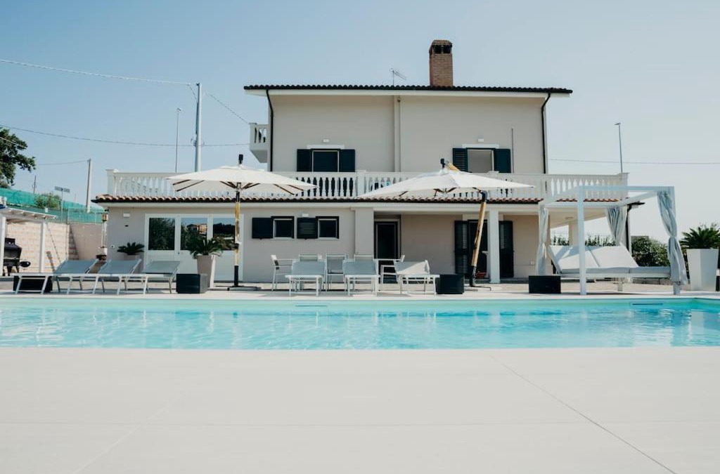 Collecorvino Villa | Casa Vacanze Di Luzio