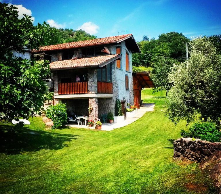 Darfo Boario Terme Apartment | Casa Vacanze La CASA DEL SOLE