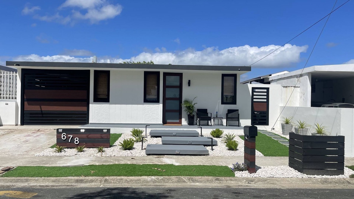 Punta Santiago House | Casa Valentina Dreamy Beach/Lakeview House