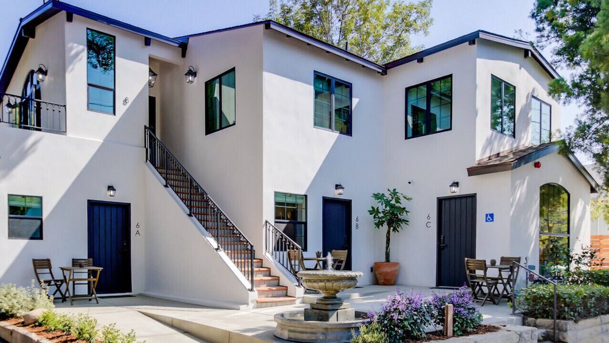 Upper East Apartment | Casa Valerio Unit 6A-Boutique Suite in Downtown Santa Barbara