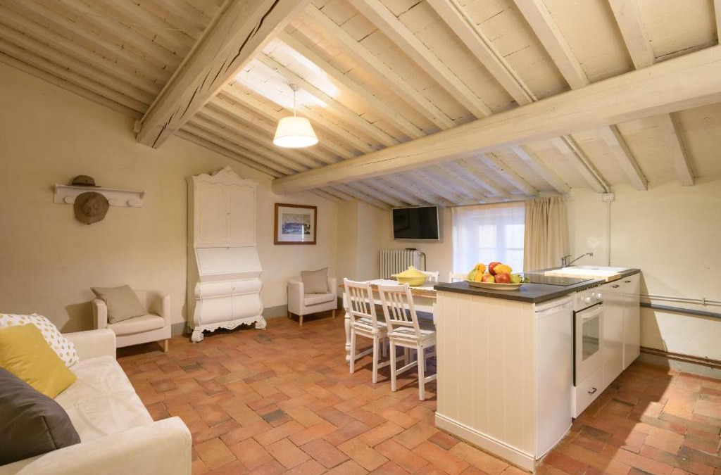 Scheggia Apartment | Casa Vaniglia - Fattoria la Speranza, Case Toscane,