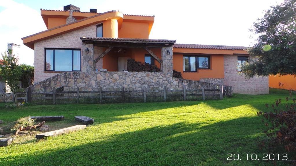 Pedrezuela House | Casa Vargas