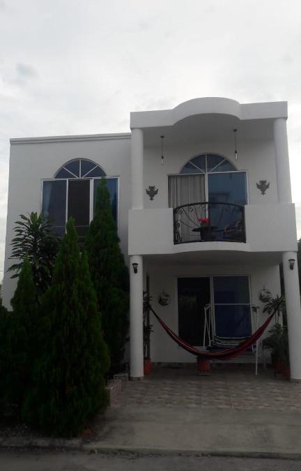 Flandes House | Casa Veraneo Flandes con Piscina Privada