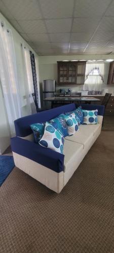 Tunapuna-Piarco Bed & Breakfast | Casa verde