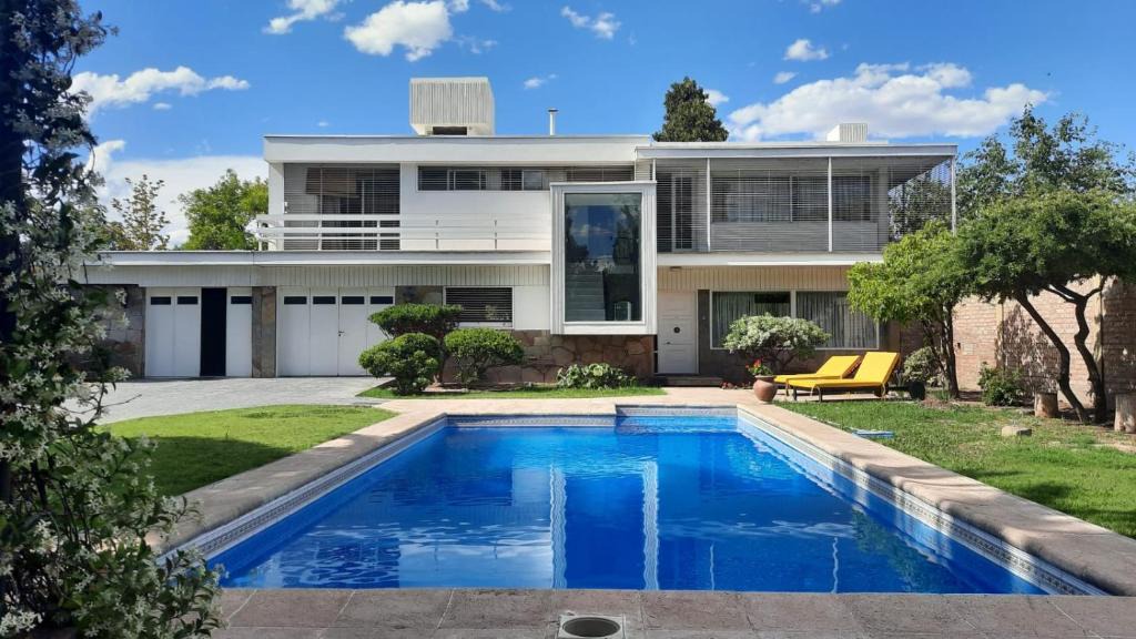 Villa Nueva House | Casa Villa Nueva