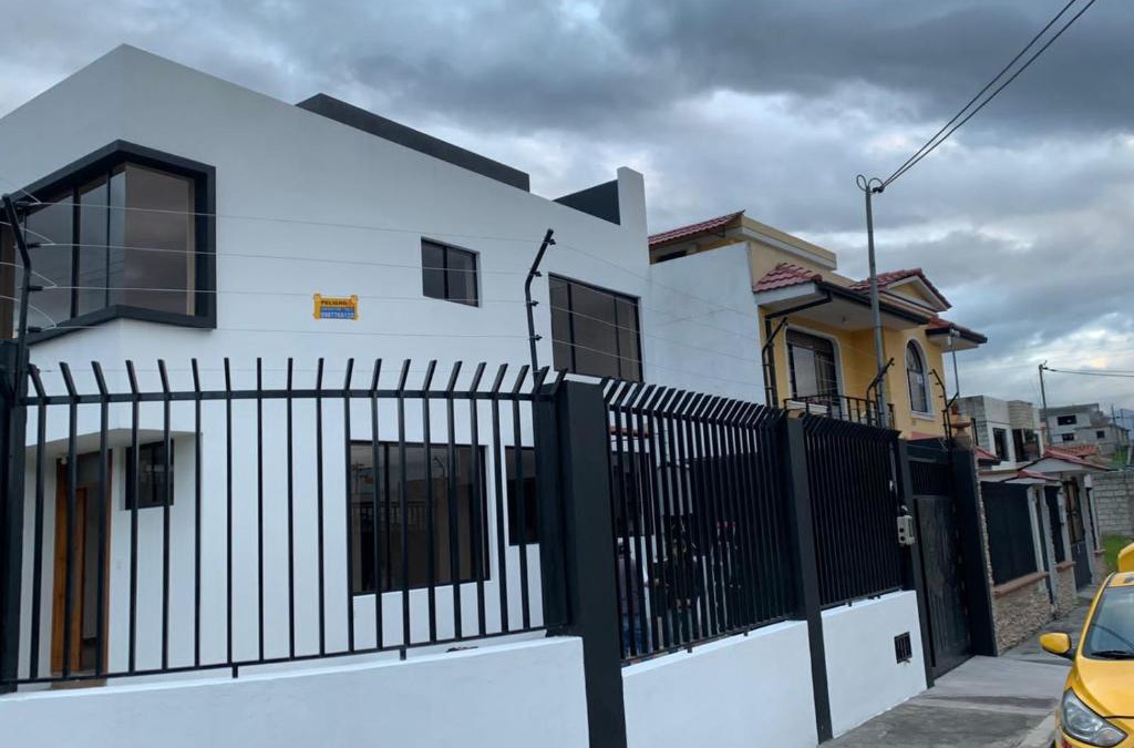 Sangolqui House | Casa Villarreal