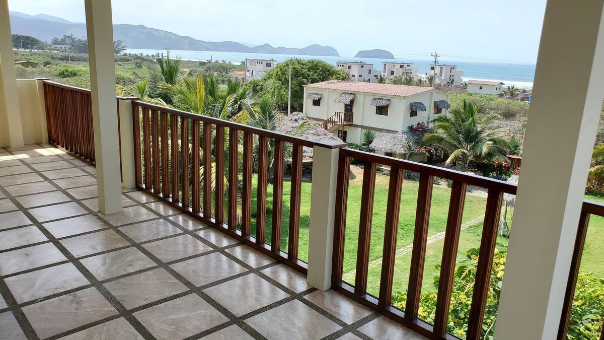 Puerto Cayo Apartment | Casa Vista, 3BR ocean view