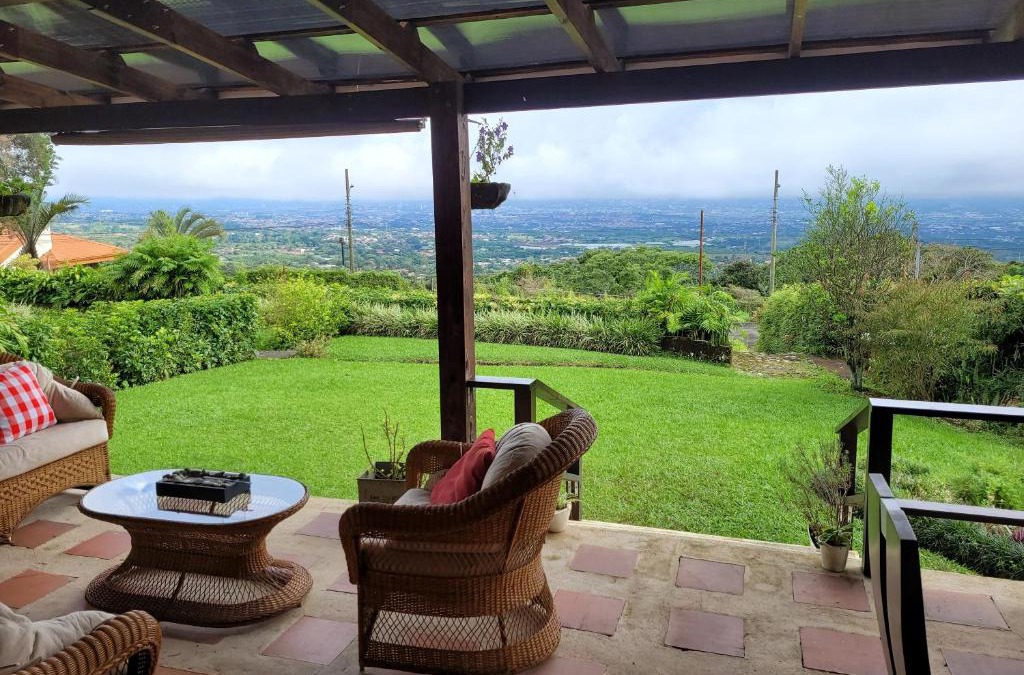 Birri House | Casa Vista del Valle