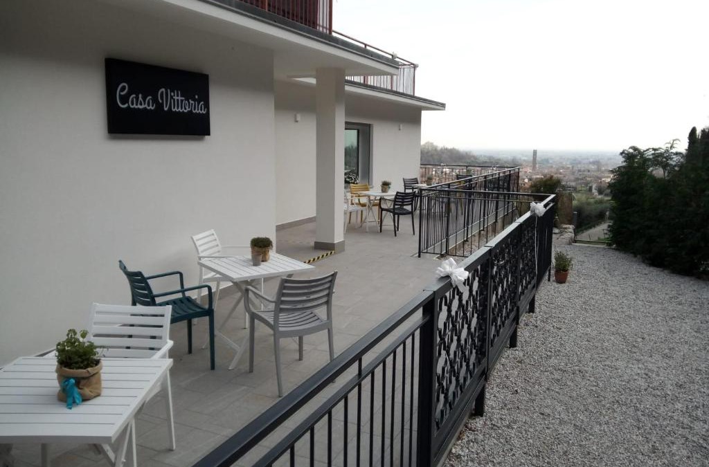 Romano d'Ezzelino House | Casa Vittoria Guest House