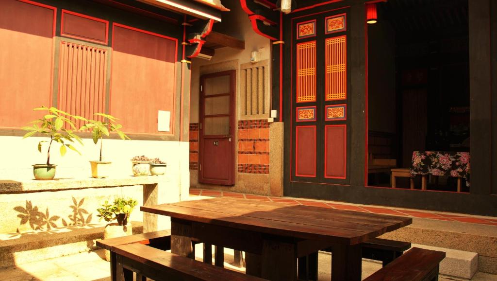 Shuitou Village House | Casa Wisteria