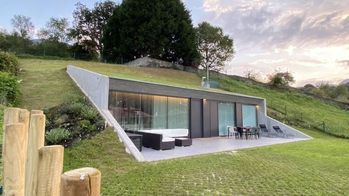 Llanes Ski Chalet | Casa y Jardín de Diseño en Precioso Entorno a 8 Min. de la Playa. Parking y Wifi