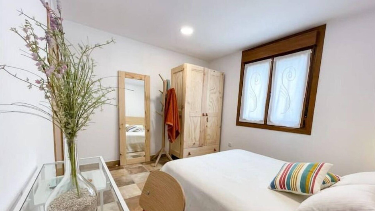 Lezaun Apartment | Casa Zunbeltz de 3 Habitaciones en las Montañas