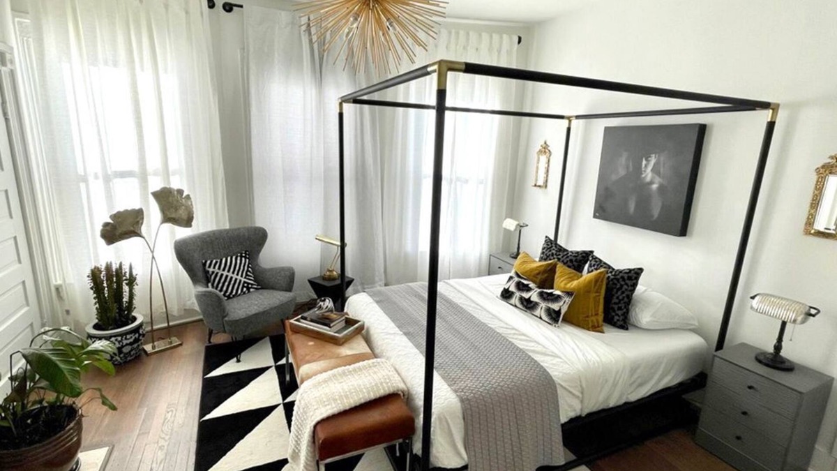 East Side House | CasaAlas Unique style luxury, close by Belt line, & all attractions ATL offers.