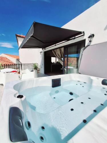 Okrug Donji Villa | CasaCalla