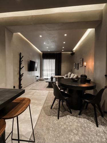 Glyfada Apartment | CASAGOLD Glyfada Luxury Apartment Near The Sea