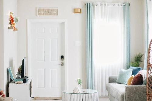 Lucea Villa | CasaLamar Beachside Retreat