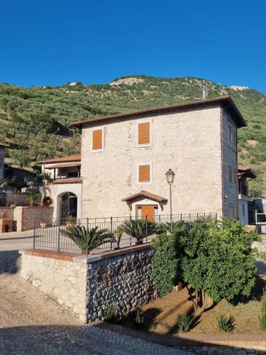 Rocca Massima Bed & Breakfast | CASALE DEI PRIORI