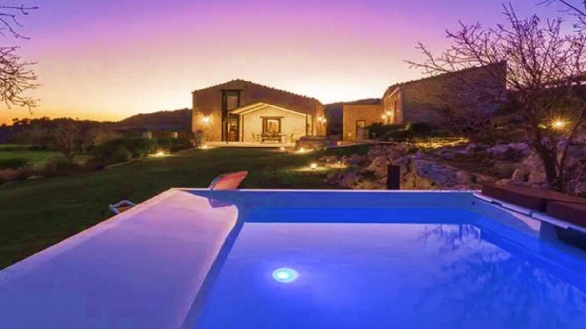 Ragusa Villa | Casale del Mandorlo piscina - jacuzzi riscaldata