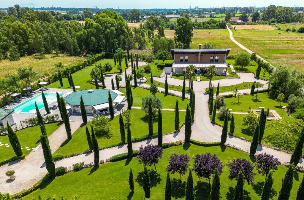 Borgo Santa Maria Bed & Breakfast | Casale Delle Ronde B&B