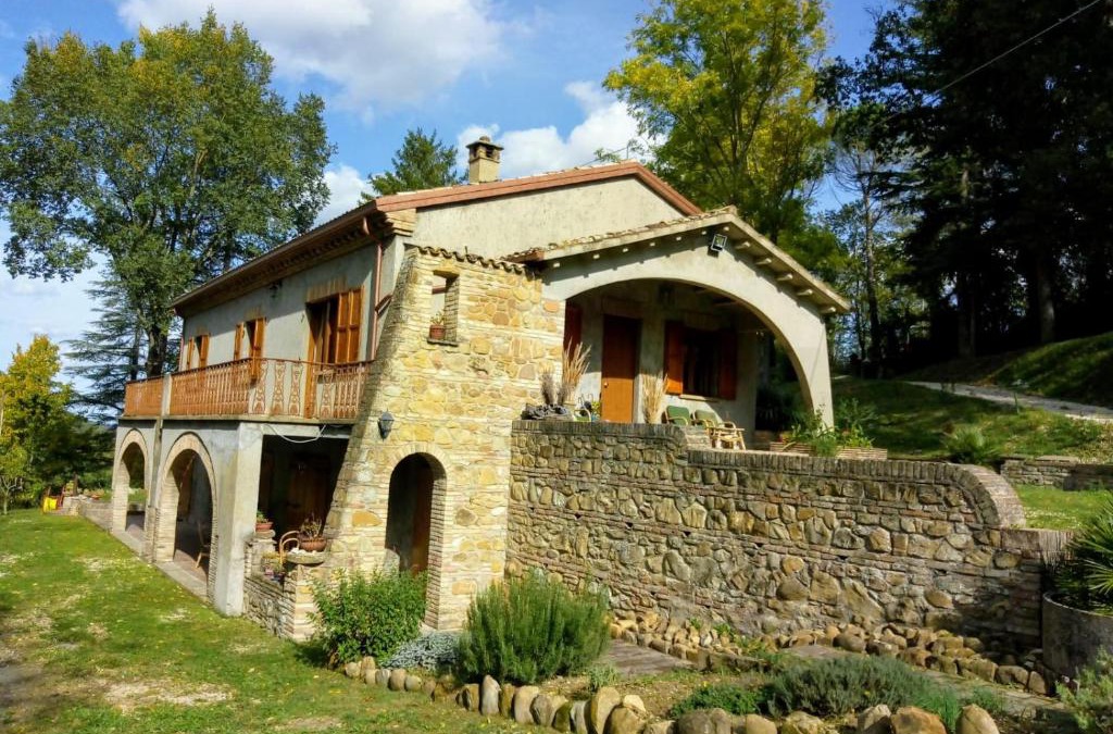 Mombaroccio Apartment | Casale La Pineta