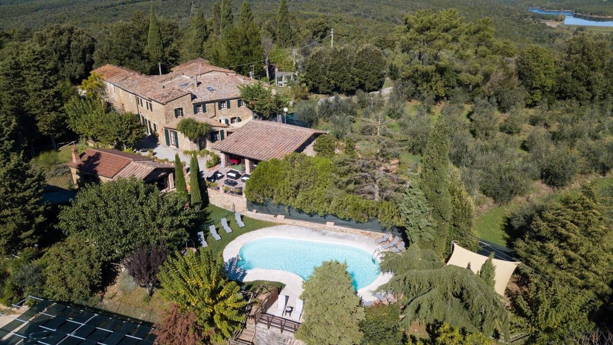 Sinalunga Villa | Casale Poggio al Vento In Sinalunga, Tuscany