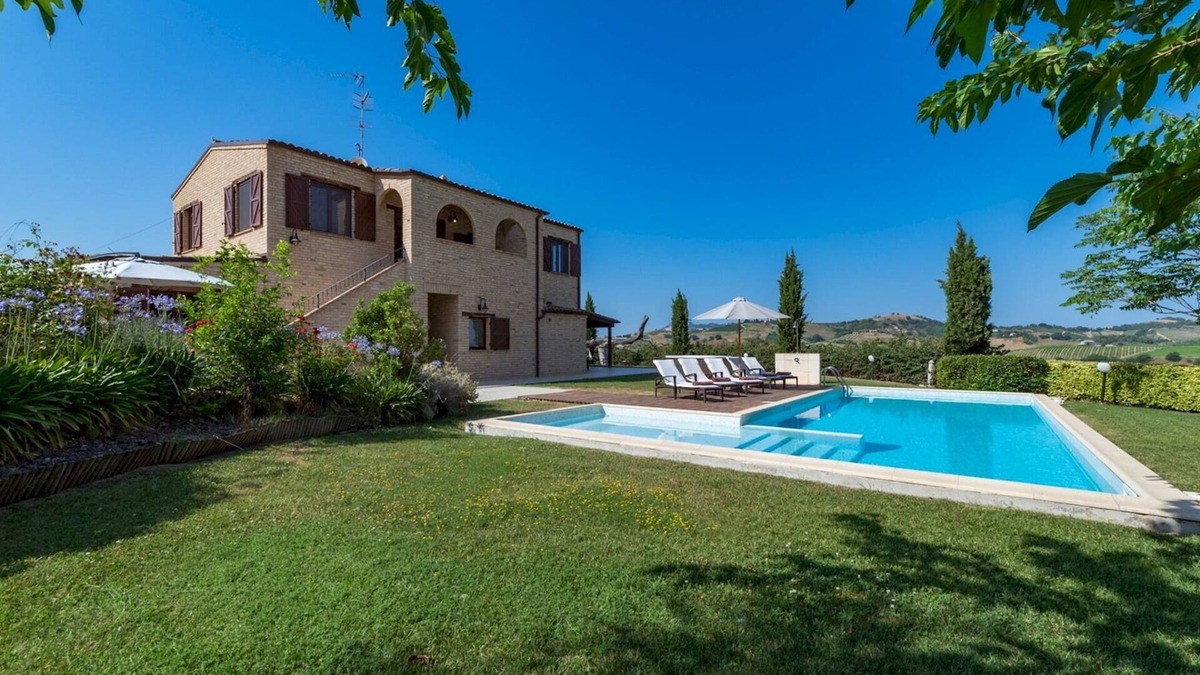 Offida Villa | Casale Rosy 6+2, Emma Villas