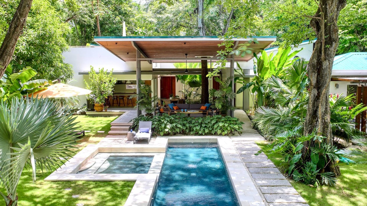 Carmen Villa | CasaMAR 4BR Luxury Villa with Pool on the Beach & Steps from the Ocean
