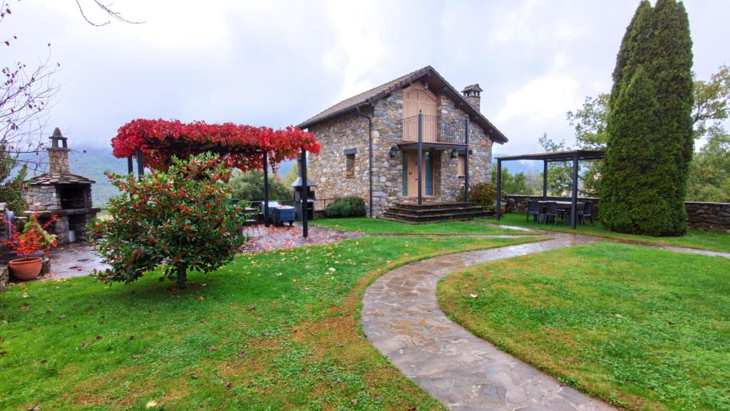 Laspuna House | Casas Cleto - Laspuña