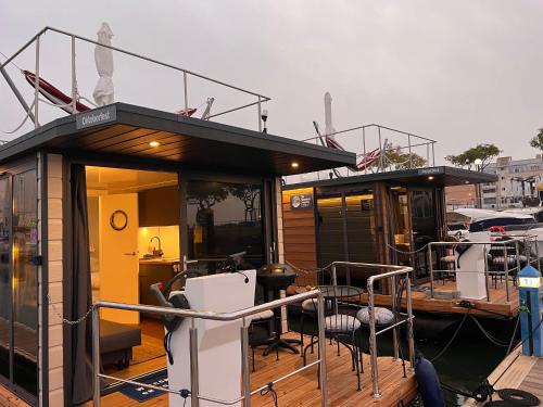 Ayamonte Boat Rental | Casas Flotantes - Boatvillage