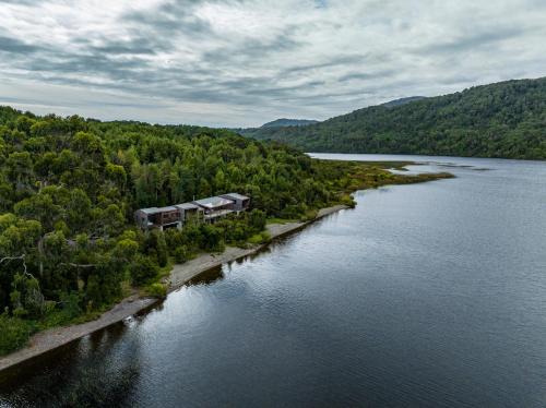 Chonchi House | Casas Martín Pescador, Lago Huillinco, Chiloe